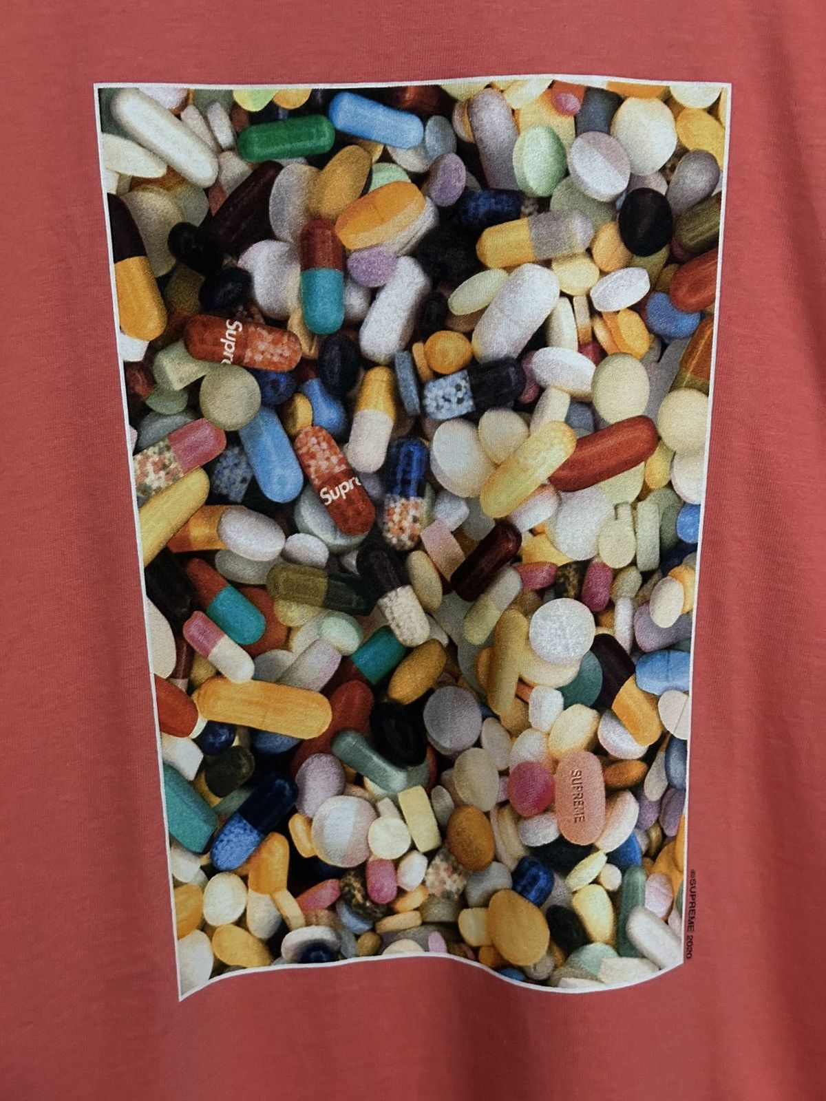 Supreme Supreme Pills Tee Size US M / EU 48-50 / 2 - 2 Thumbnail