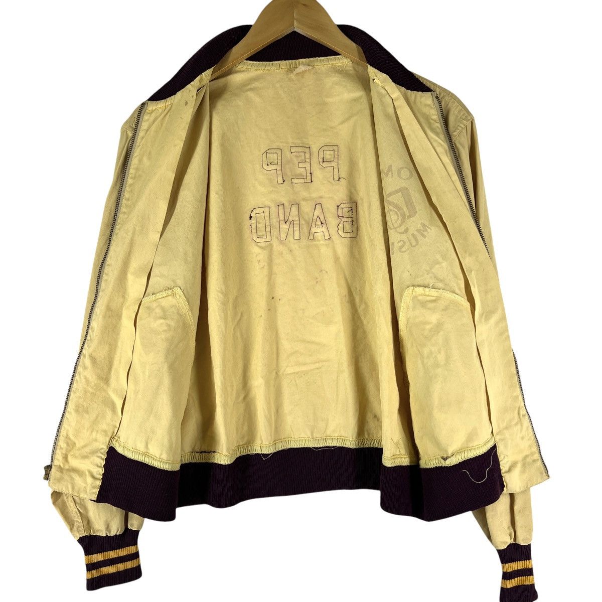 Champion 🔥 VTG 50s CHAMPION RUNNING MAN OMRO MUSIC PEP BAND JACKET Size US M / EU 48-50 / 2 - 16 Thumbnail