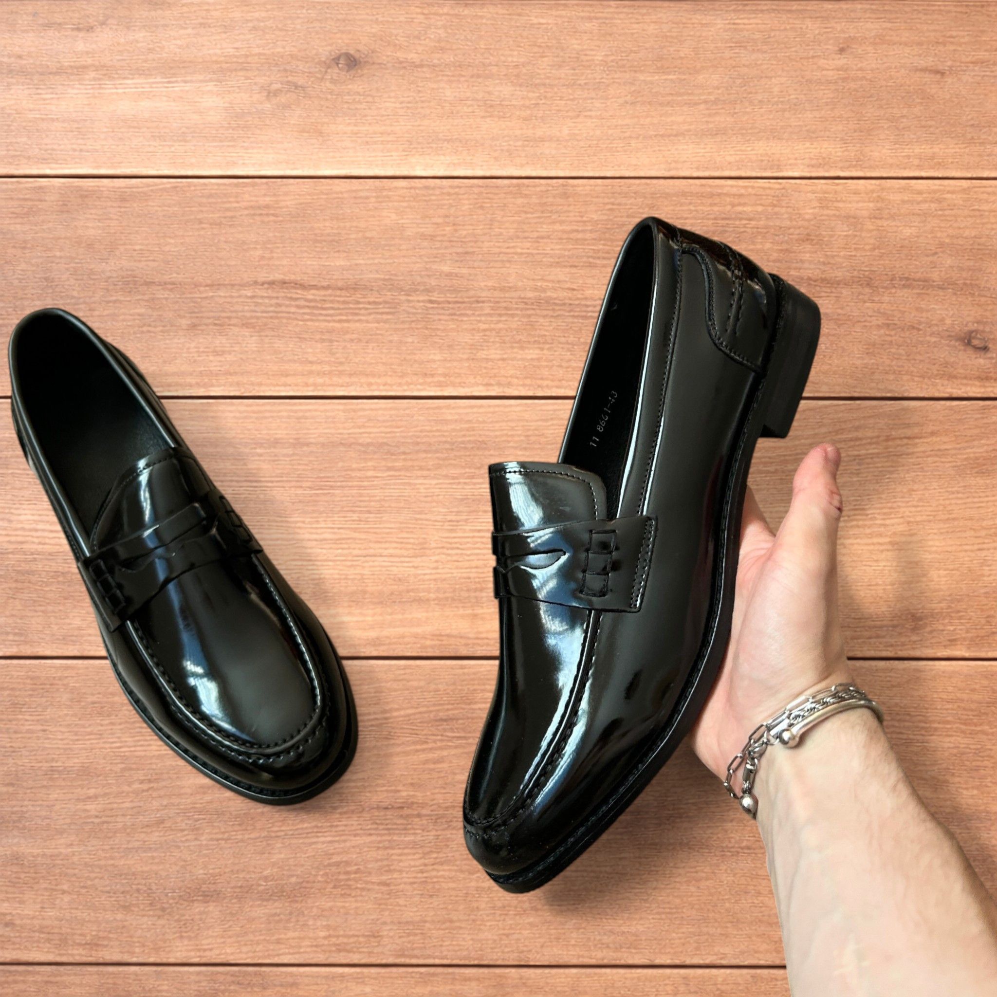 Japanese Brand Lovely faux leather penny dress loafers shoes in black. Size US 11 / EU 44 - 3 Thumbnail