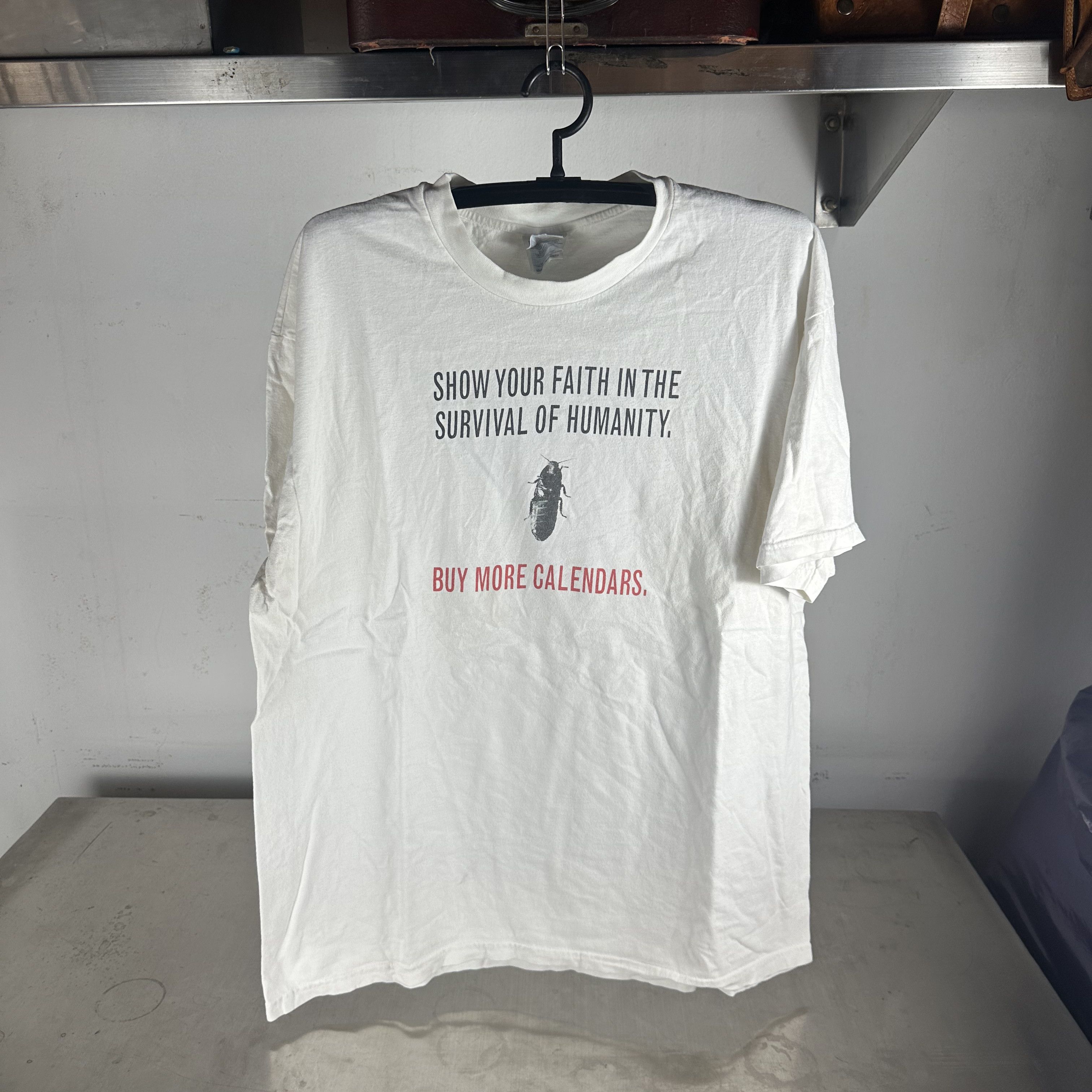 Vintage 90s Calendar Club Show Your Faith In Humanity Promo T-shirt Size US XL / EU 56 / 4 - 1 Thumbnail