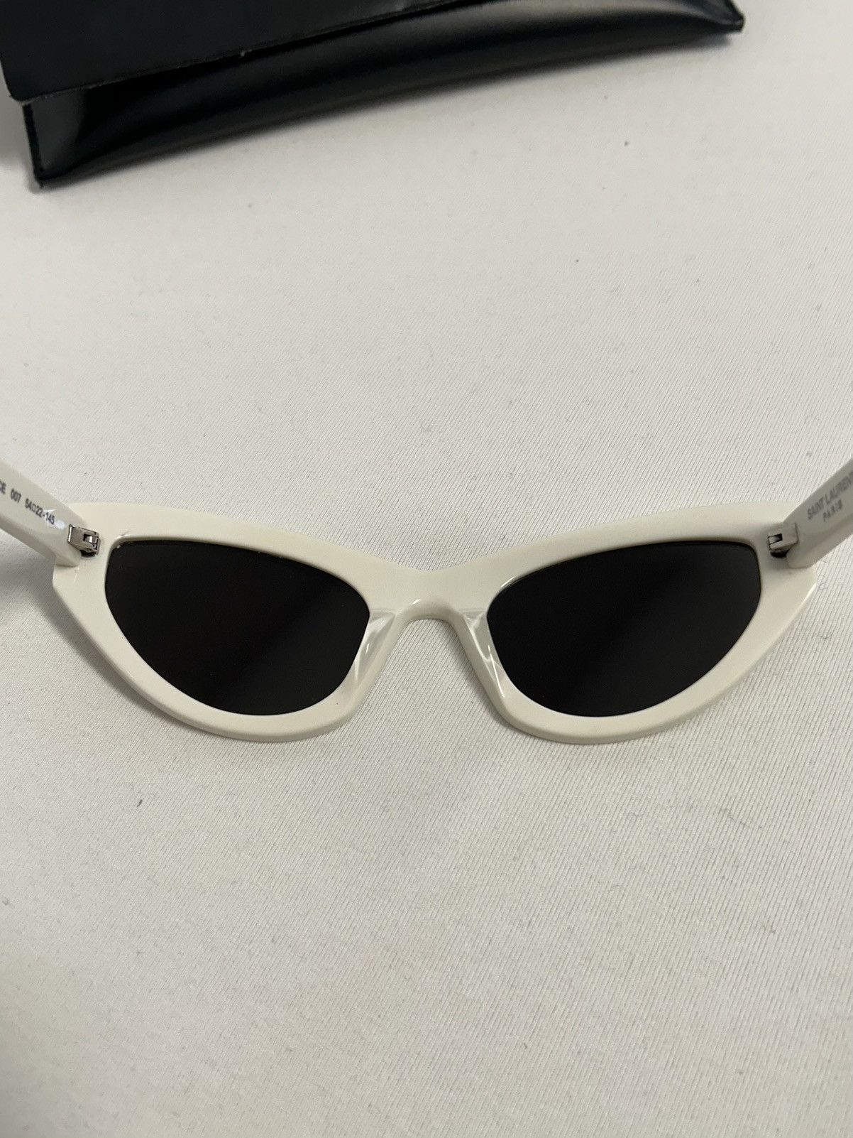 Saint Laurent Paris SL 215 GRACE Cat-Eye Sunglasses Size ONE SIZE - 12 Thumbnail