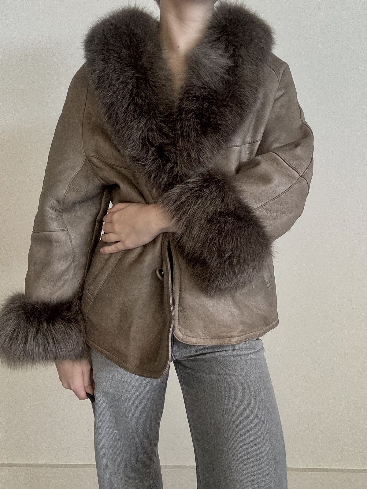 Pierre Balmain Pierre Balmain Shearling Leather Jacket Genuine Fur Trim Size M / US 6-8 / IT 42-44 - 3 Thumbnail
