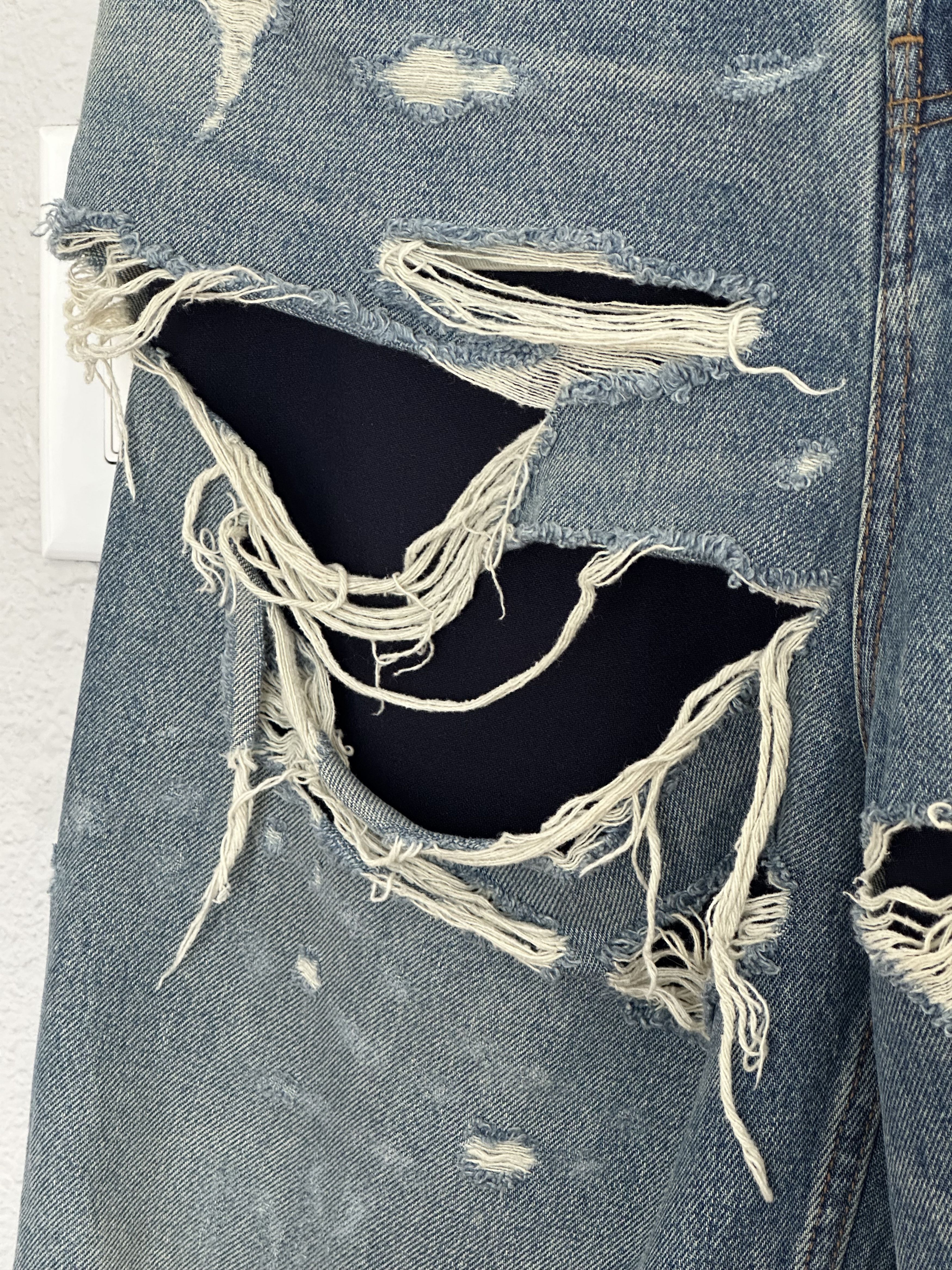 Balenciaga AW21 Layered Distressed Denim Size US 30 / EU 46 - 2 Thumbnail