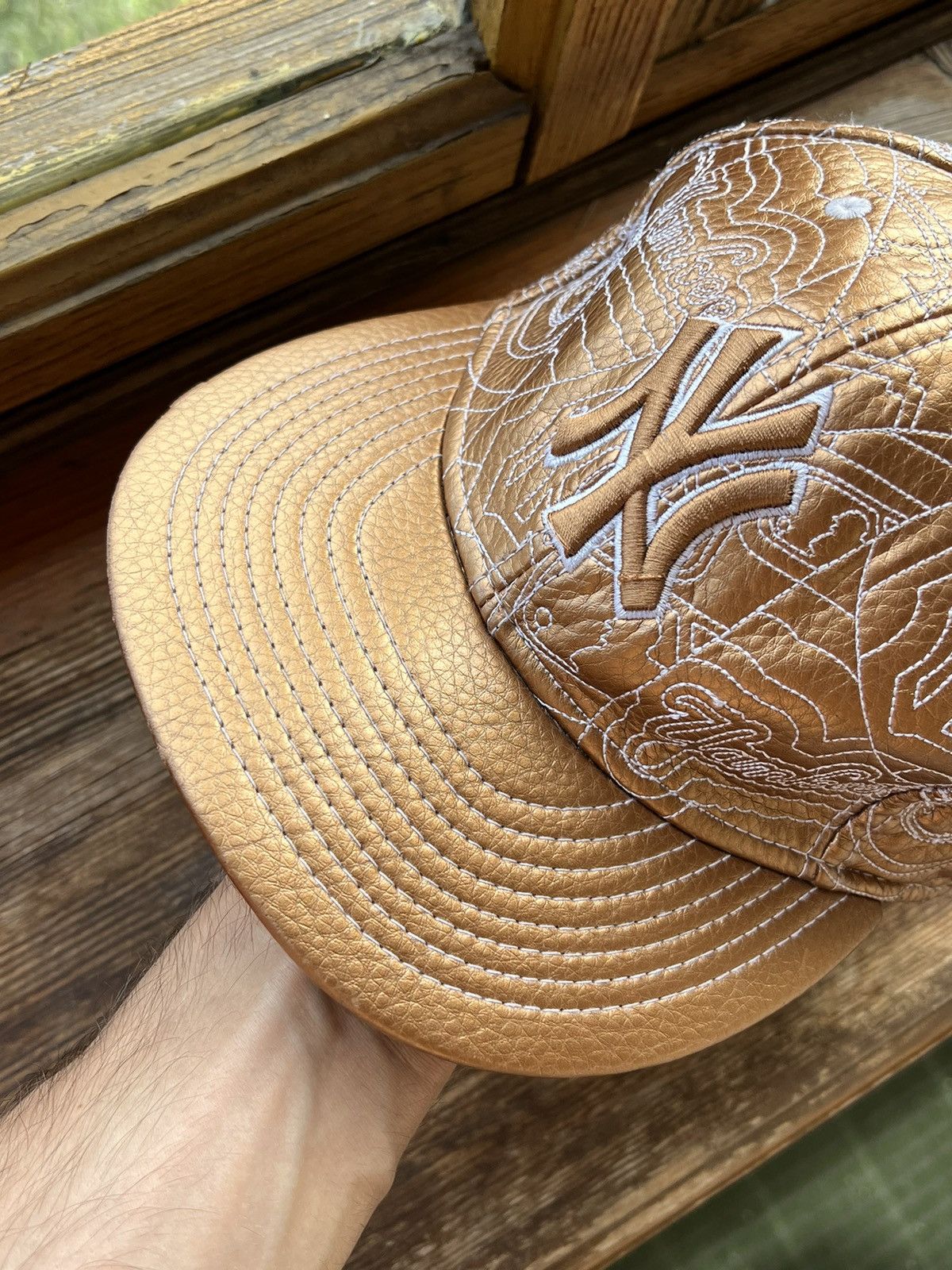 New Era Vintage Leather New York Yankees Cap New Era Y2K Size ONE SIZE - 3 Thumbnail