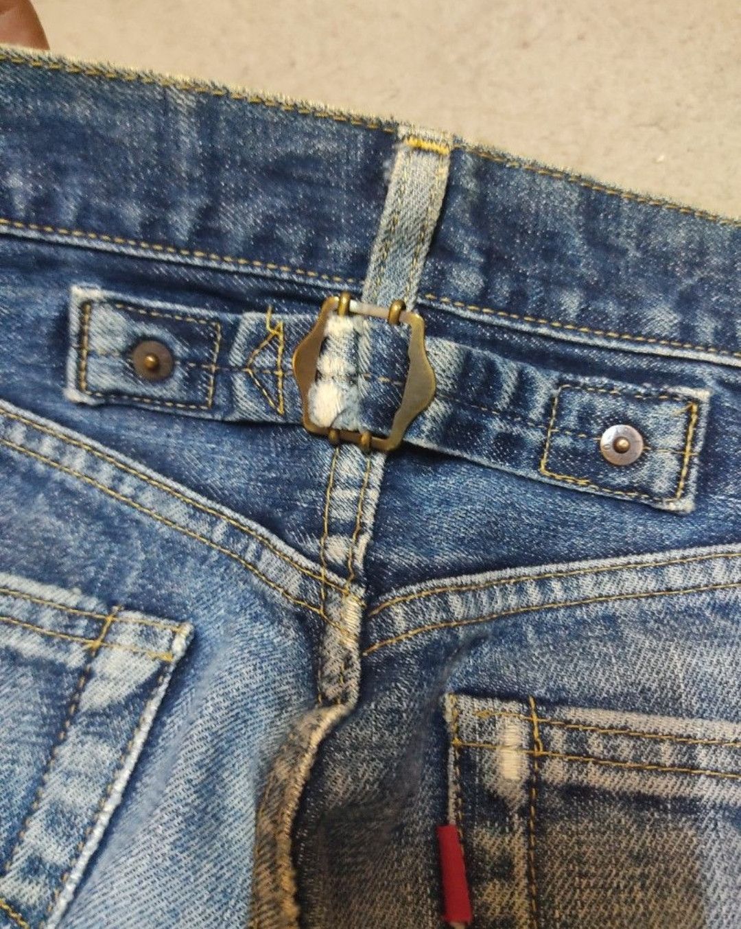 Levi's Vintage Clothing Vintage Levis 702 distressed buckle back Jeans Size US 32 / EU 48 - 4 Thumbnail