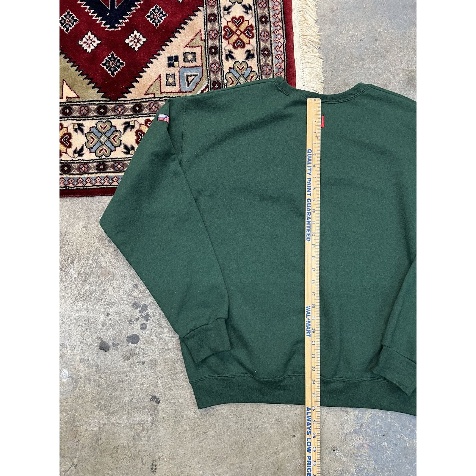 Other Million Air Hollywood Burbank Sweatshirt Men L Green AV Fuel Size US L / EU 52-54 / 3 - 8 Thumbnail