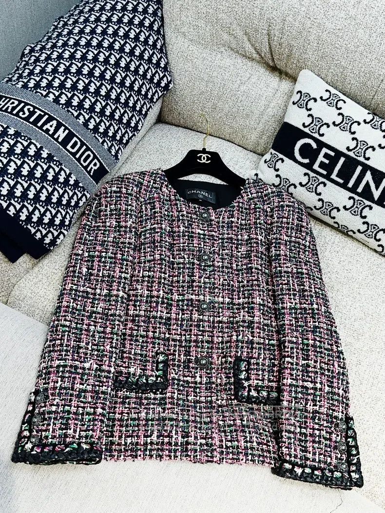 Chanel Chanel 19P early spring pink purple green mixed colour two Size XS / US 0-2 / IT 36-38 - 4 Thumbnail
