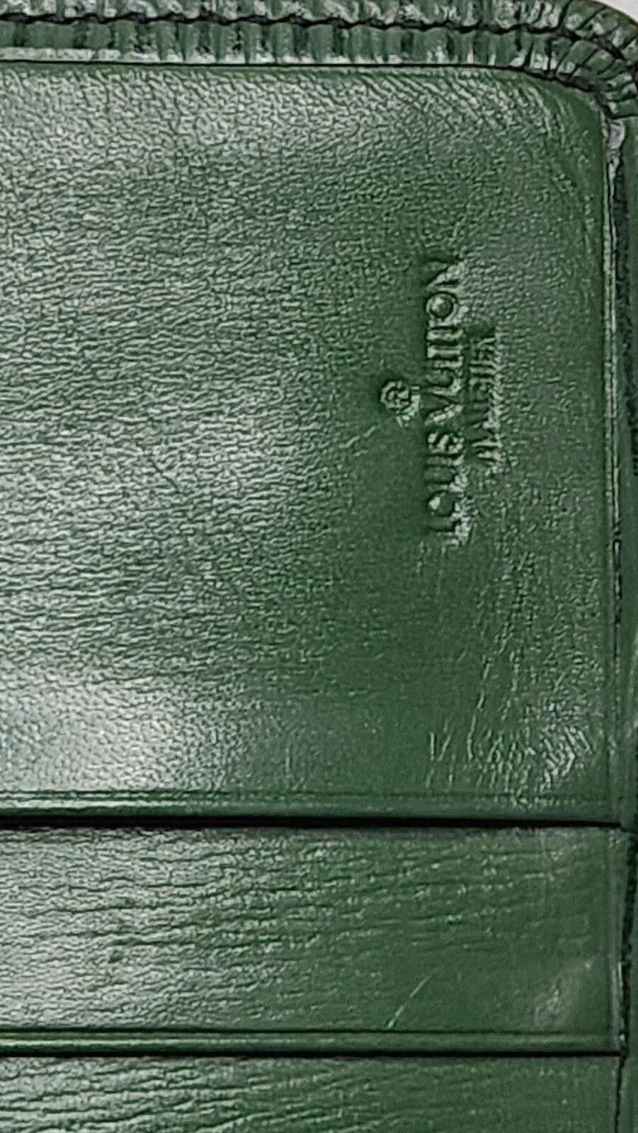 Louis Vuitton Louis Vuitton Epi Leather Bifold Wallet Green Men's Wallet Size ONE SIZE - 2 Thumbnail
