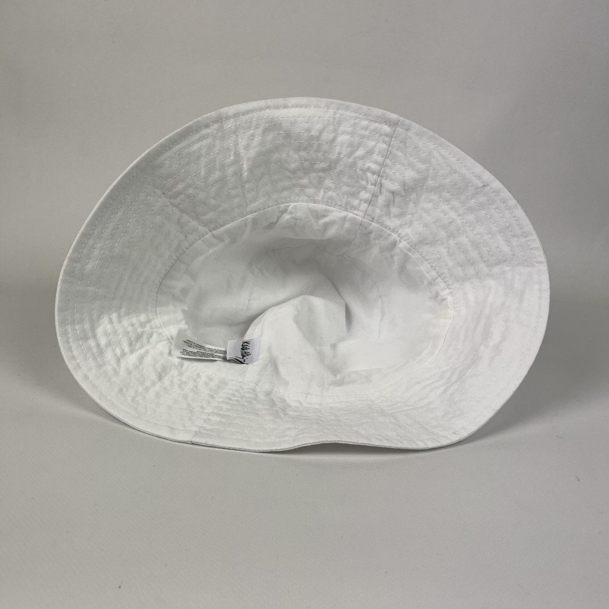 Keith Haring Keith Haring Designer Bucket Hat White Top Cap One Size Logo Size ONE SIZE - 8 Thumbnail