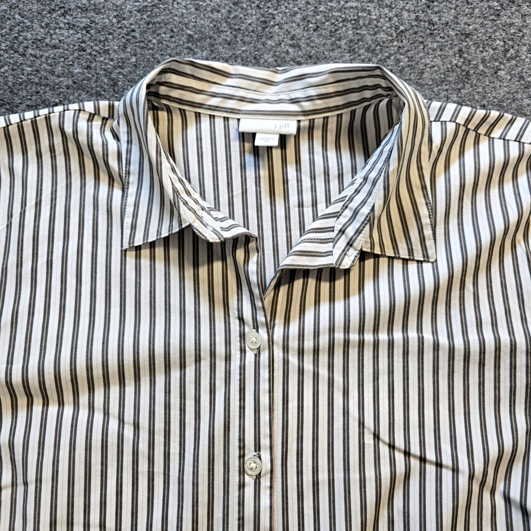 J. Jill J Jill Top Womens XL White Gray Striped Button-Up Long Sleeve Career Casual Shirt Size XL / US 12-14 / IT 48-50 - 2 Thumbnail