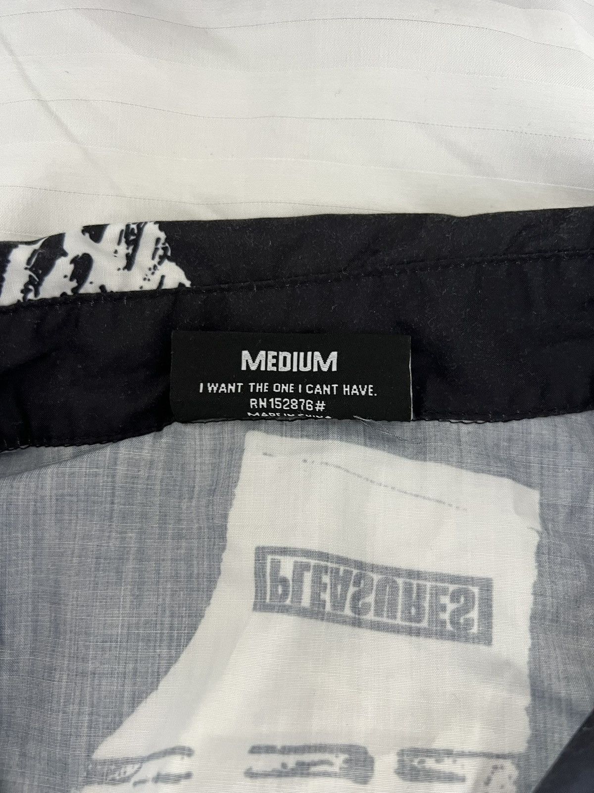 Pleasures Pleasures | Footprint Black And White Button Up Size US M / EU 48-50 / 2 - 3 Thumbnail