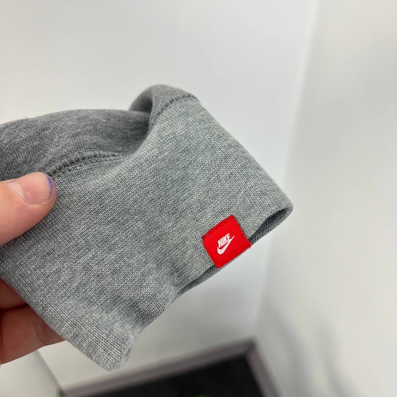 Nike Y2k Boxy Fit Vintage Sweatshirt Nike Mini Swoosh Oversized Size US L / EU 52-54 / 3 - 5 Thumbnail