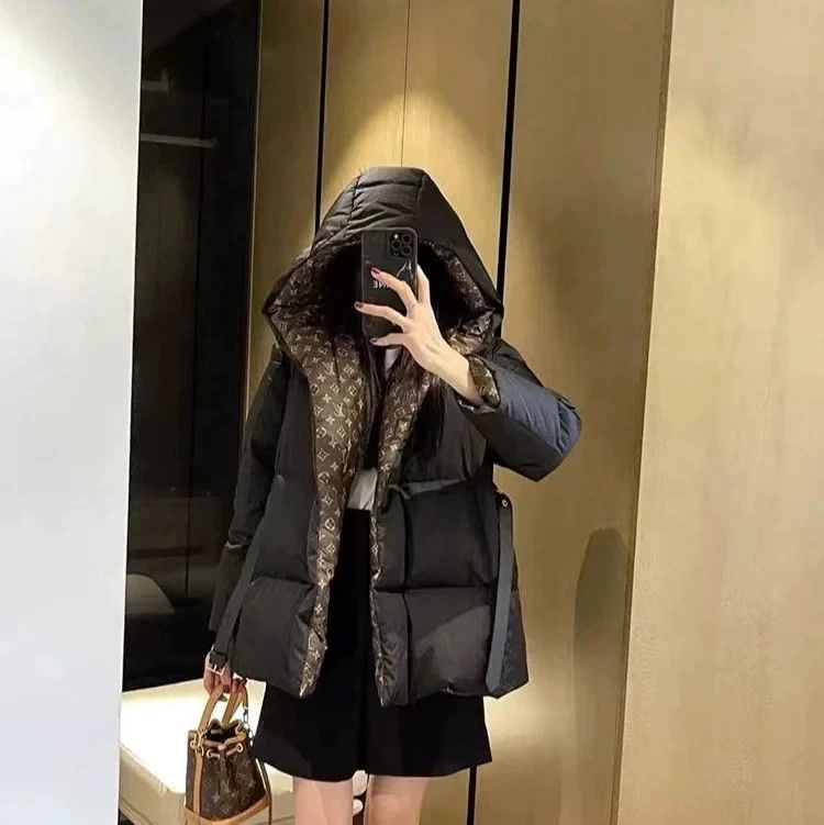 Louis Vuitton Louis Vuitton Monogram Hooded Down Jacket Size S / US 4 / IT 40 - 1 Thumbnail