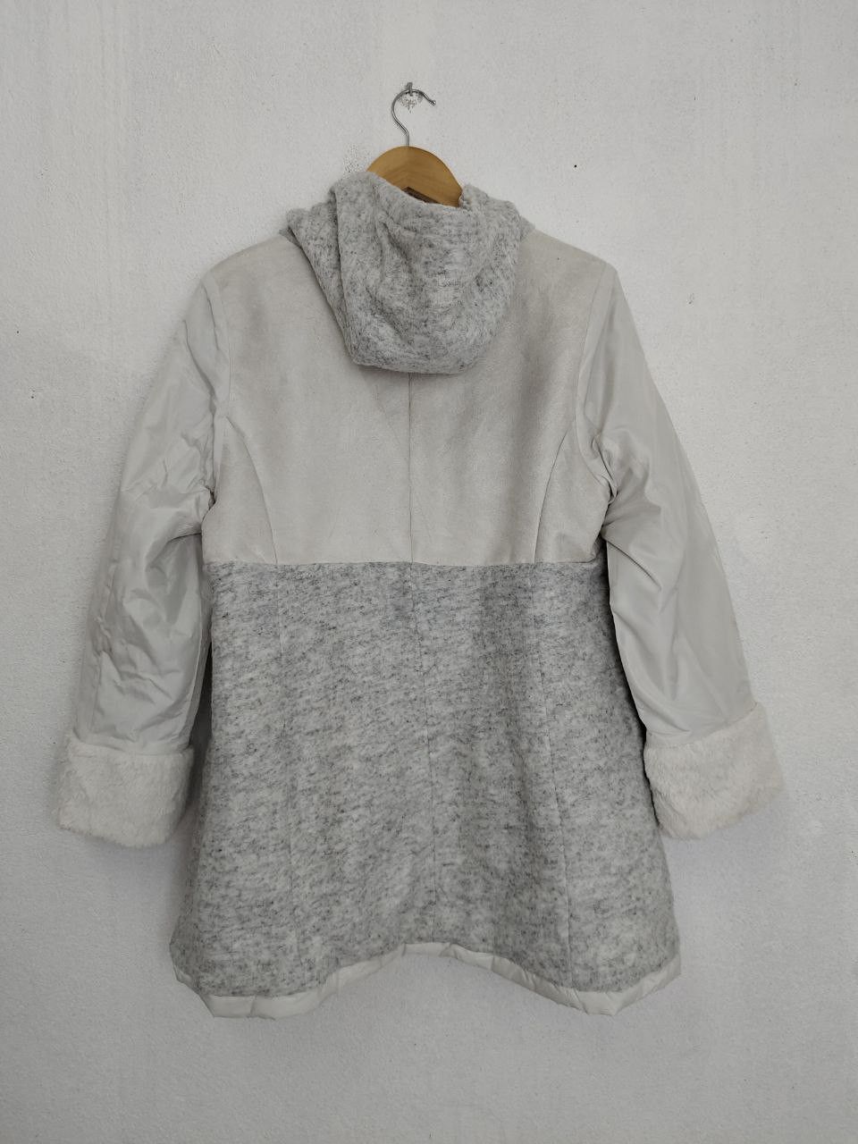 Japanese Brand × Vintage Vintage Japanese Brand Hoodie Fur & Faux Fur Jacket Size M / US 6-8 / IT 42-44 - 2 Thumbnail