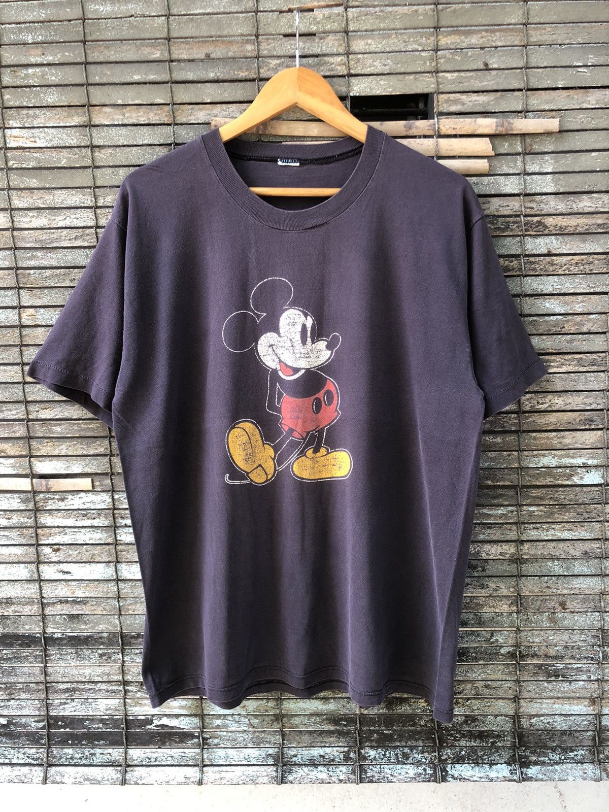 Japanese Brand 🔥Crazy Sunfaded🔥Vintage 90s Mickey Mouse Tshirts Size US L / EU 52-54 / 3 - 1 Thumbnail