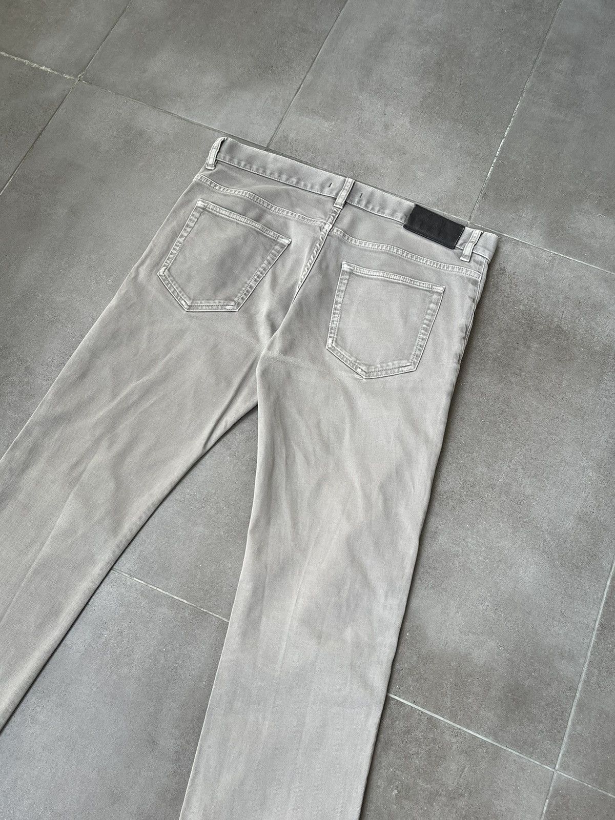 Prada SS13 Prada Distressed Light Grey Denim Pants Size US 32 / EU 48 - 15 Thumbnail
