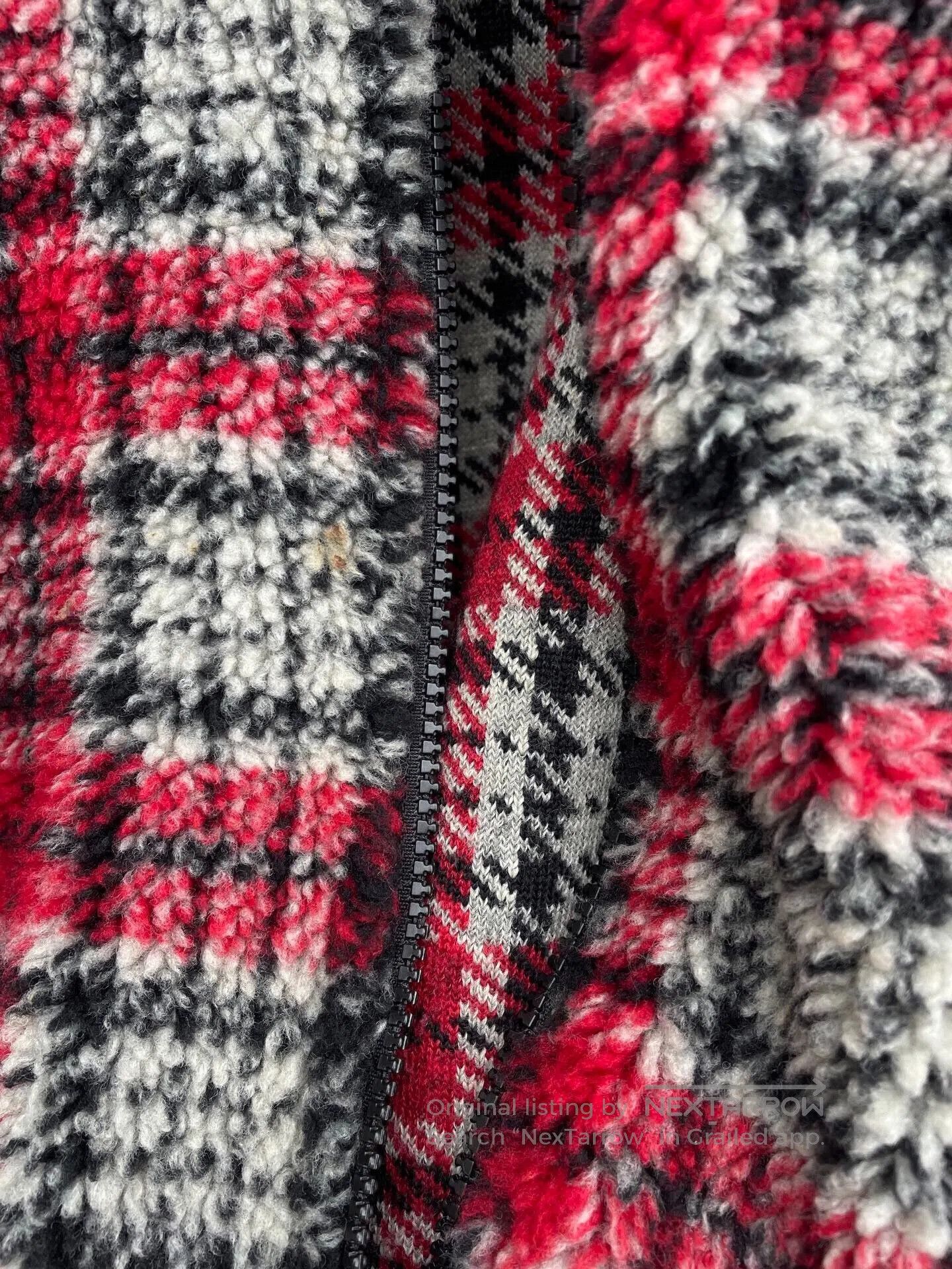Off-White Off White Lamb Fleece Coat for Sale. Size XS / US 0-2 / IT 36-38 - 3 Thumbnail