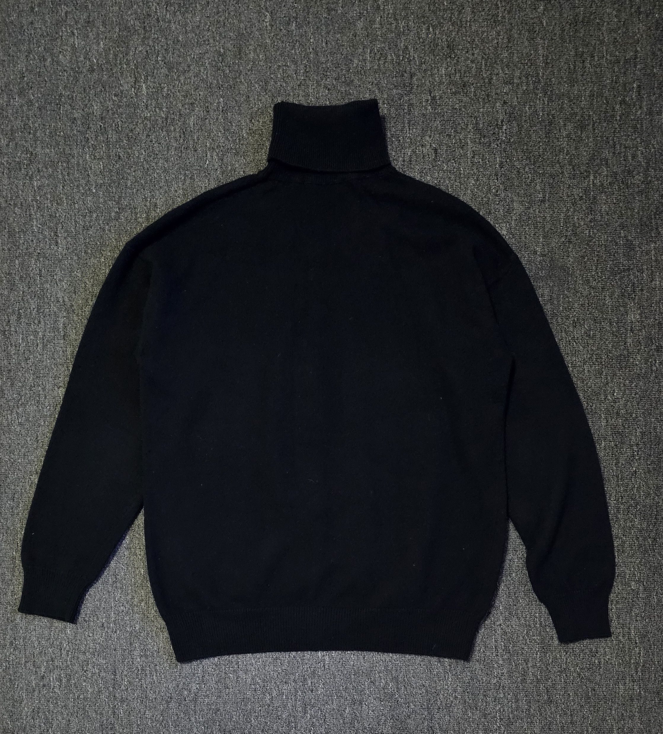 Balenciaga Balenciaga Oversize Turtleneck Cashmere Sweater Size XS Size US XS / EU 42 / 0 - 1 Thumbnail