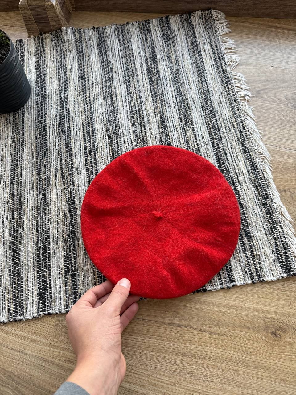 Vivienne Westwood VIVIENNE WESTWOOD BERET RED WOOMEN’S WOOL HAT LIMITEDEDITION Size ONE SIZE - 7 Thumbnail
