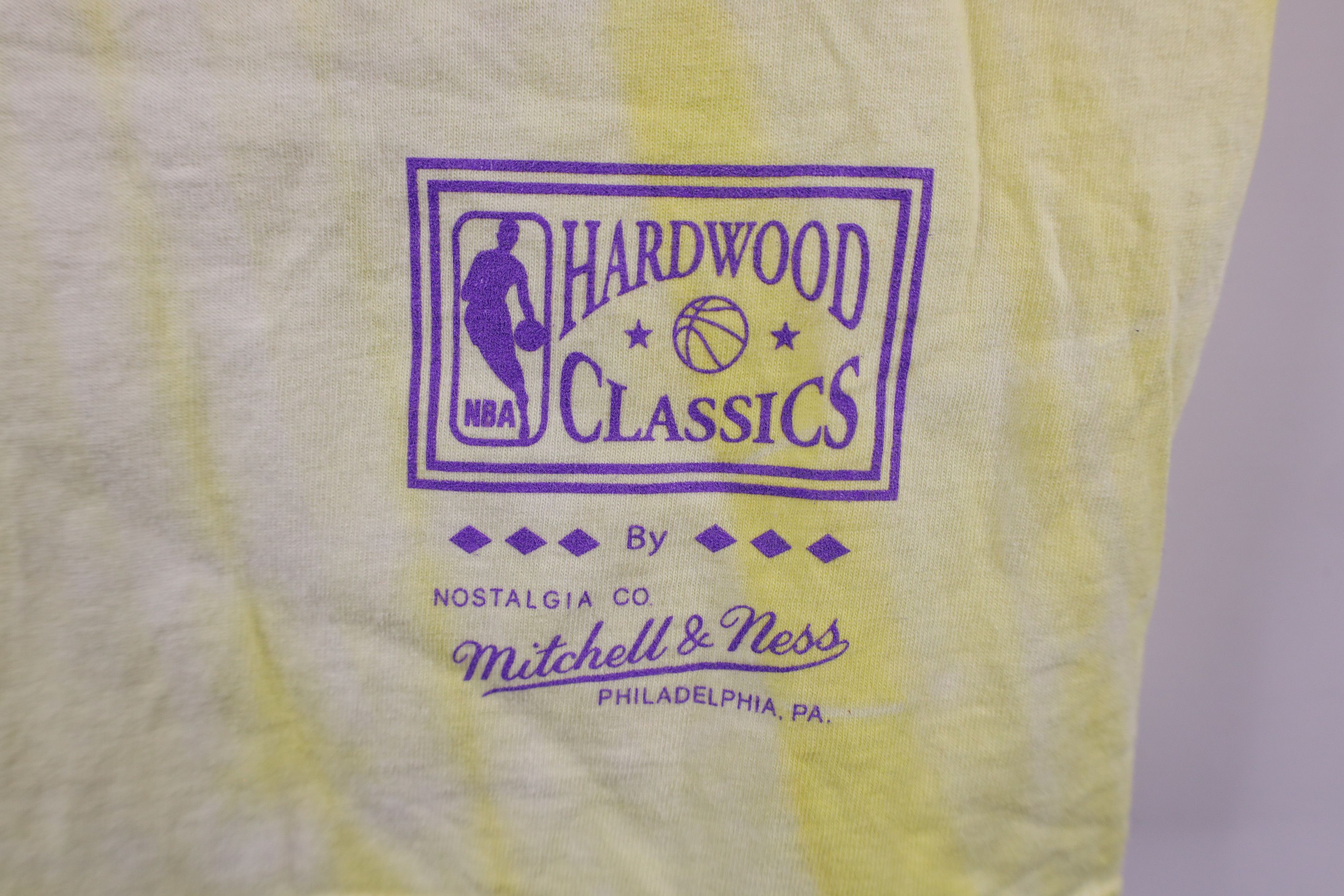 Mitchell & Ness × Vintage Mitchell & Ness Classic Los Angeles Lakers Acid Wash T-Shirt Size US M / EU 48-50 / 2 - 6 Thumbnail