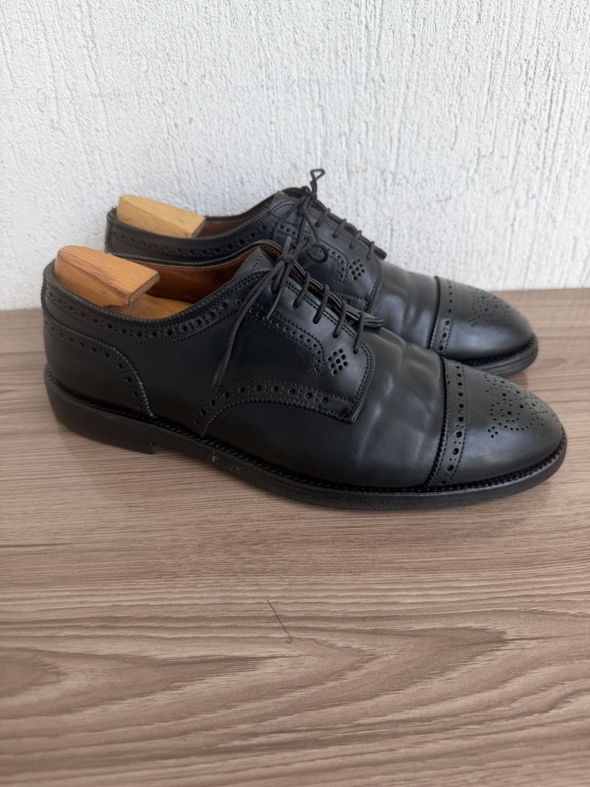 Alden × Drake's Shell cordovan brogue derby Size US 8.5 / EU 41-42 - 3 Thumbnail