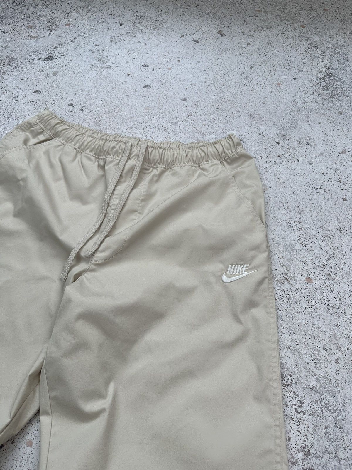 Jordan Brand × Nike New🔥 Nike Woven Straight Legs Pants Beige Men M Size US 32 / EU 48 - 8 Thumbnail