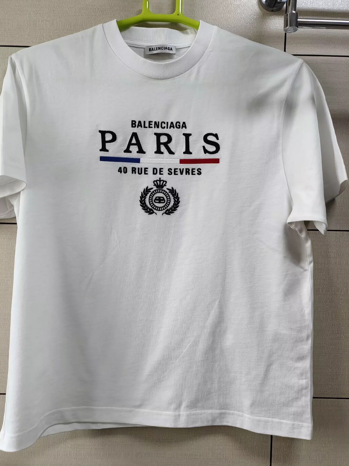 Balenciaga Balenciaga White Crown Logo short sleeve shirt Size US S / EU 44-46 / 1 - 1 Thumbnail