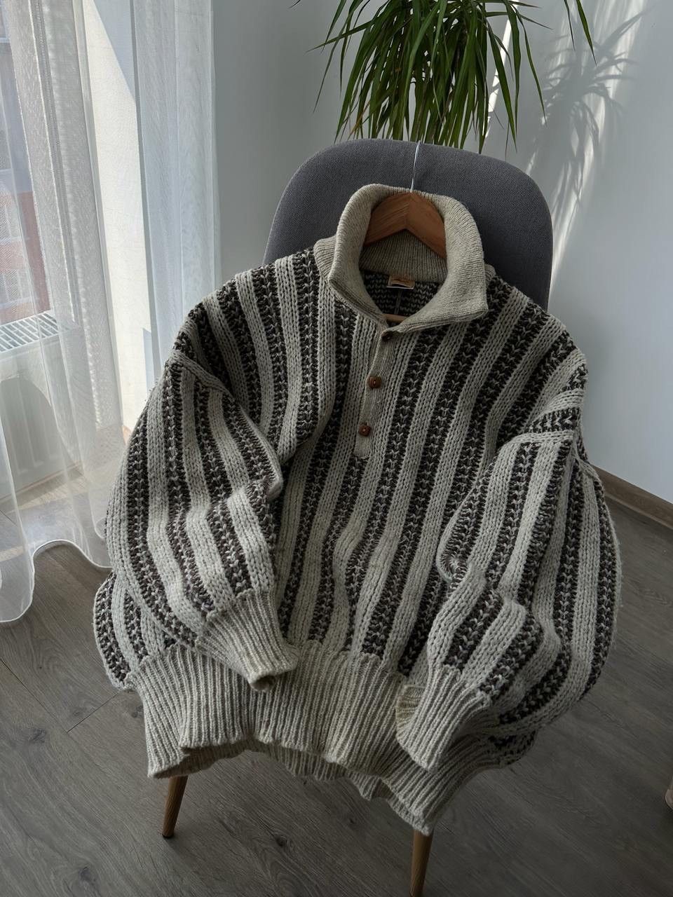 Vintage Vintage Maryse Pure Wool Knit Distressed Sweater Size US M / EU 48-50 / 2 - 11 Thumbnail