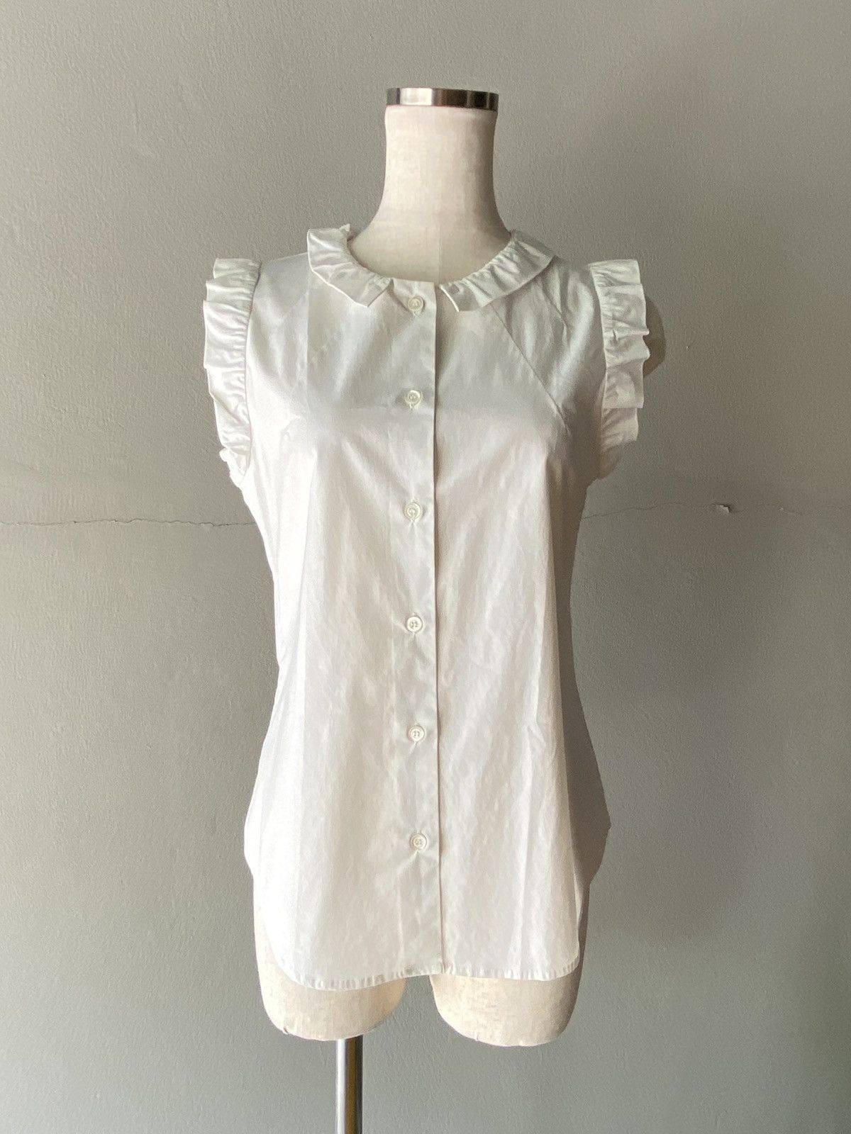 Moschino Moschino White Sleeveless Top with Ruffle Details Size S / US 4 / IT 40 - 14 Thumbnail