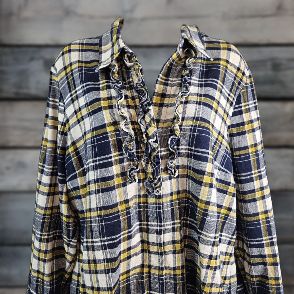 Vintage Cabi 4233 Womens Seattle Shirt XL Blue Cotton Ruffle Long Sleeve Button-Up Casual Shirt Womens XL Blue Cotton Ruffle Seattle Shirt Size XL / US 12-14 / IT 48-50 - 1 Thumbnail
