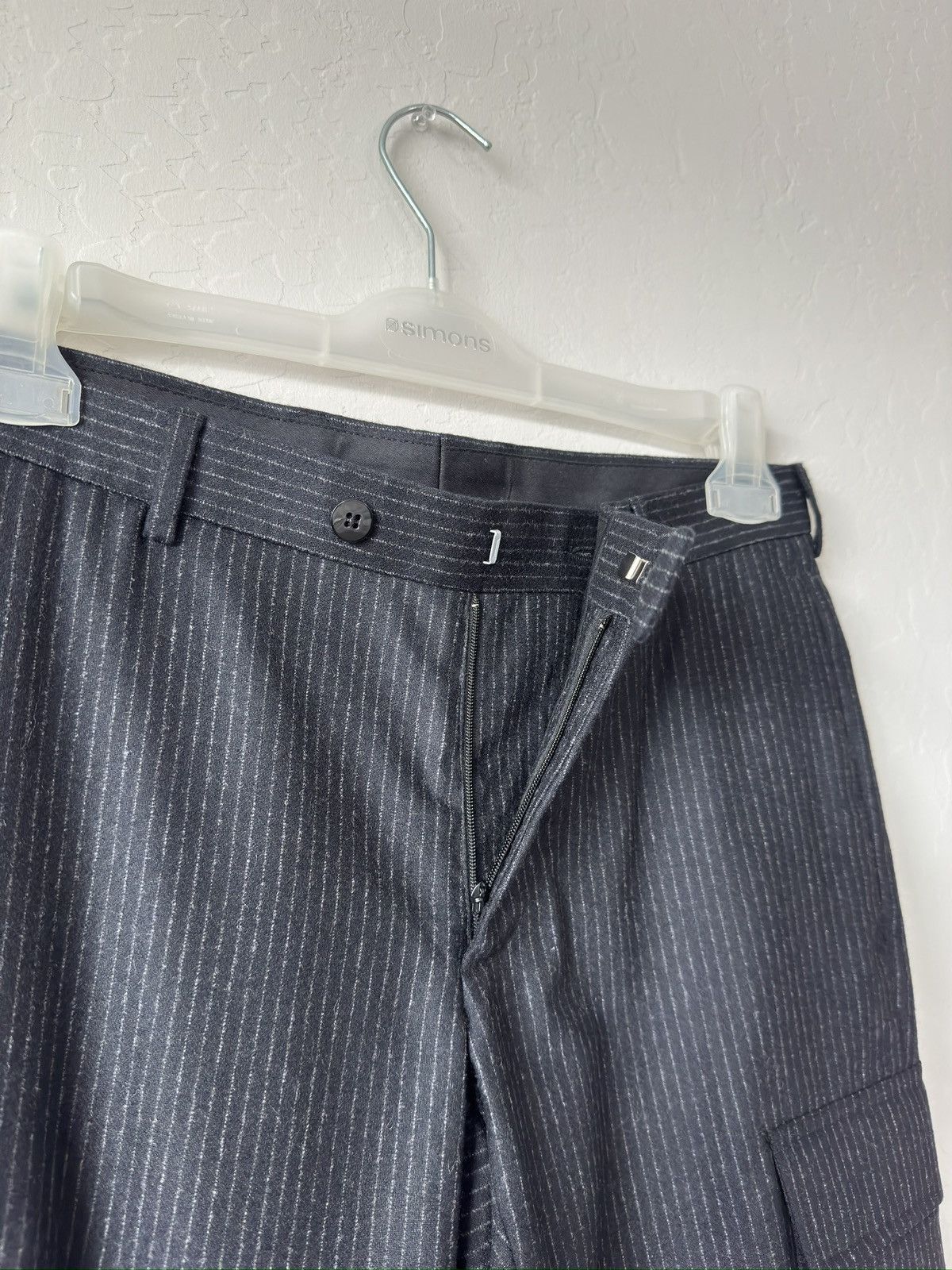 Dior DELETING FINAL $1000 Dior Navy Pinstripe Cargo Wool Pants Size US 30 / EU 46 - 5 Thumbnail