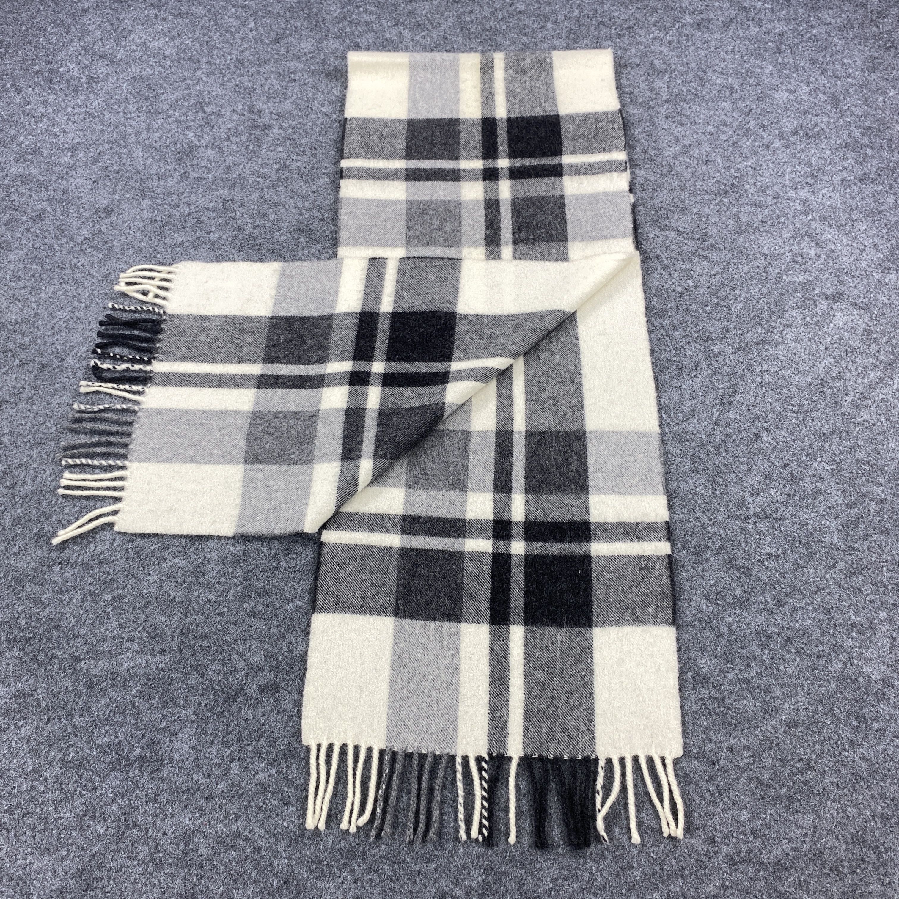 Begg x Co × Vintage GF10687 Begg & Co. Scarf Neck Wear Muffler Nova Check Size ONE SIZE - 6 Thumbnail