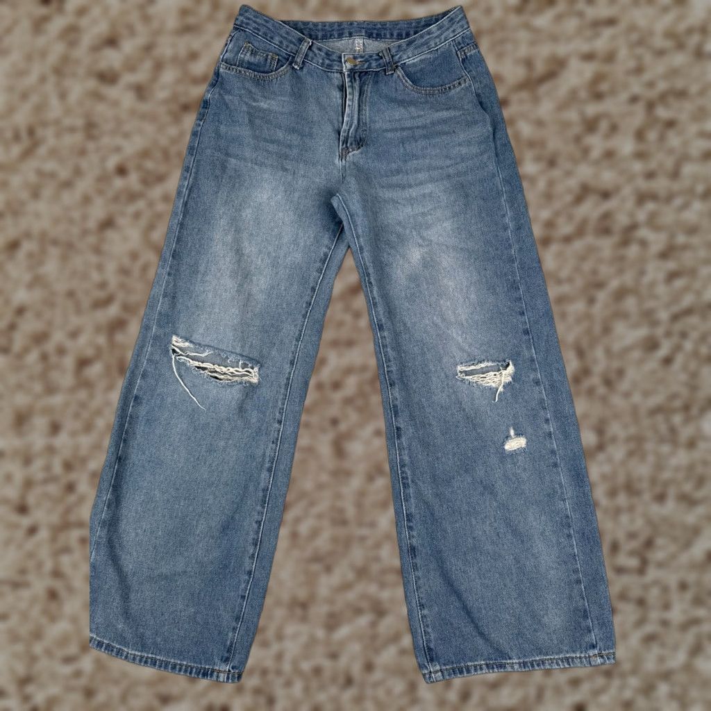 Shein SheIn Jeans Women 28 Blue Denim Wide-Leg Mid Rise Distressed 30x30 Vintage: No Womens Jeans Regular Size 28 Blue Distressed Wide-Leg 30in Inseam Size 28" / US 6 / IT 42 - 1 Thumbnail