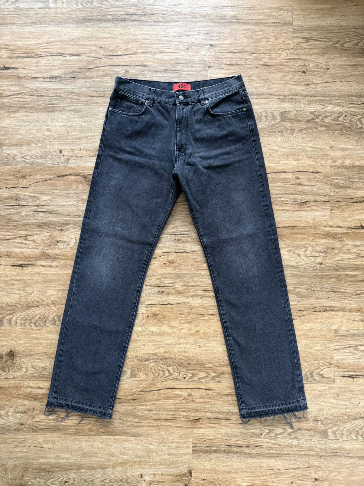 424 Straight Jeans – Washed Black