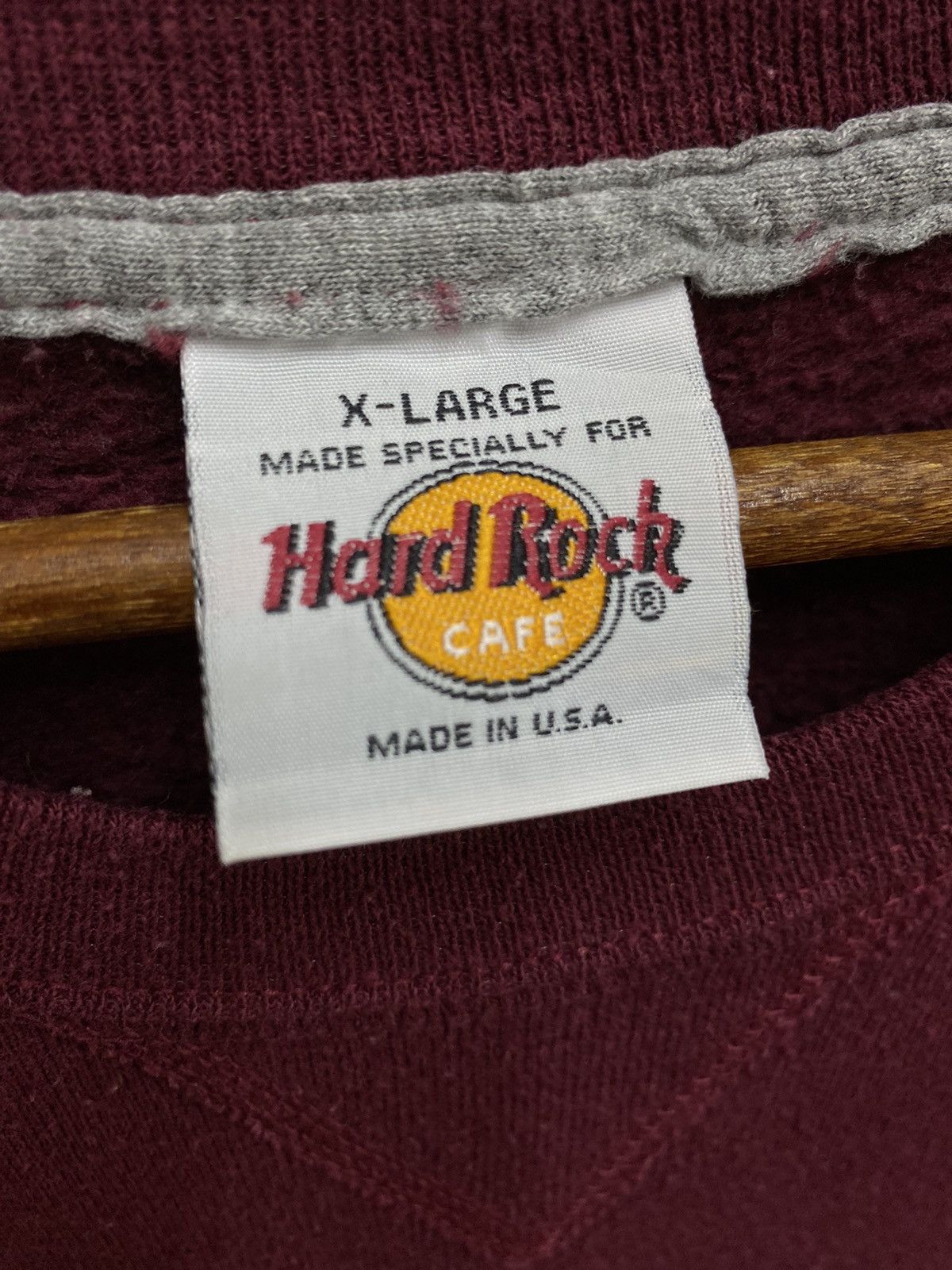 Hard Rock Cafe Vintage Hard Rock Cafe London Sweatshirt Made In USA XL Size US XL / EU 56 / 4 - 10 Thumbnail