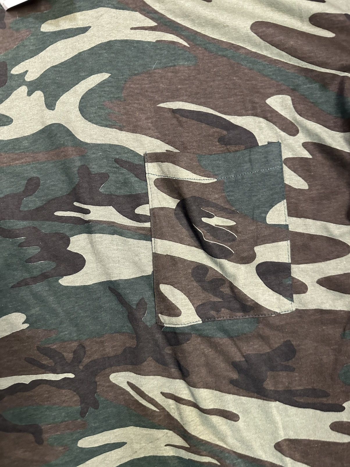 Vintage Vintage Camo Ringer T Shirt Made In USA XL Size US XL / EU 56 / 4 - 2 Thumbnail