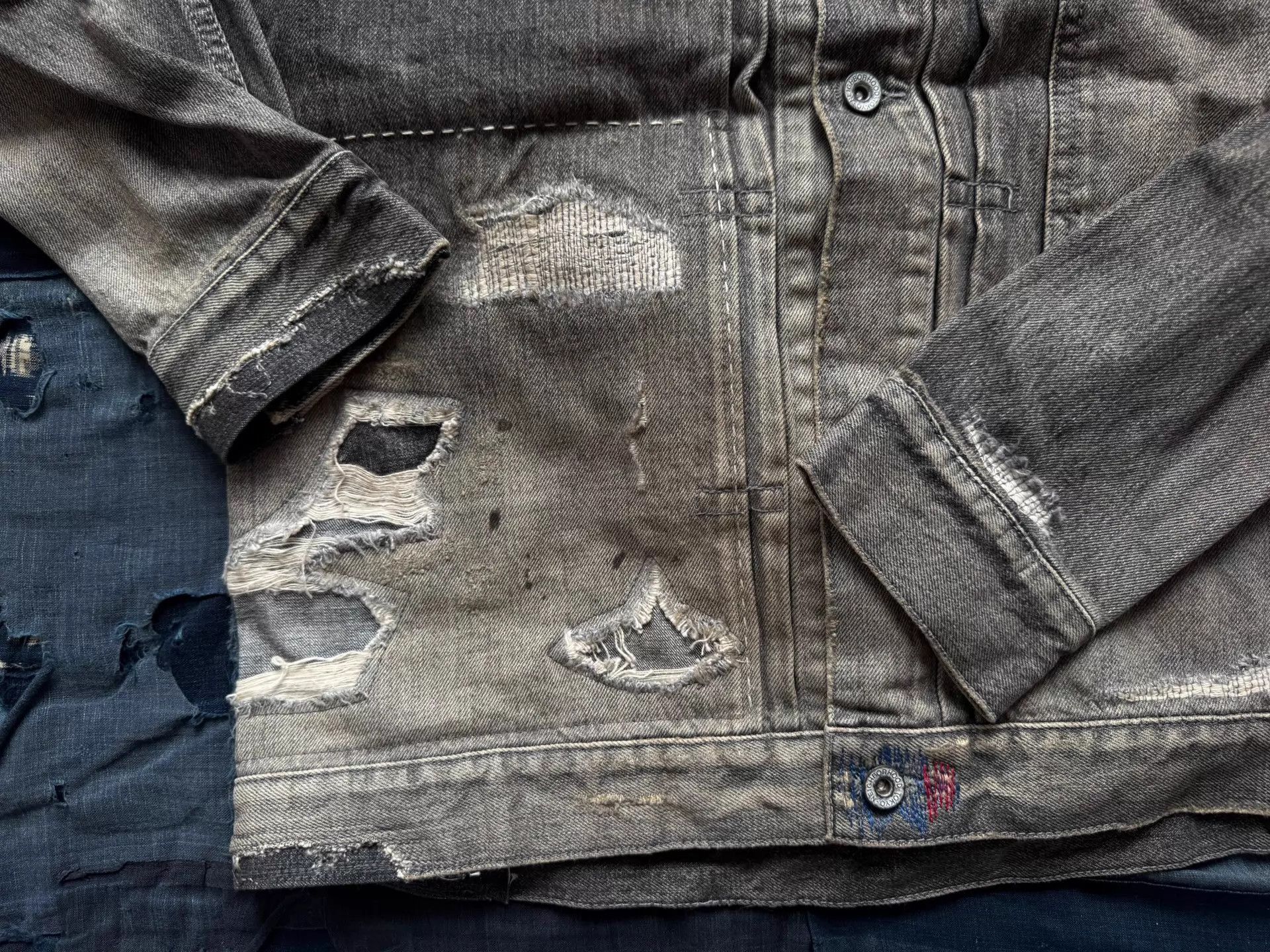 Neighborhood NBHD 24SS Type1 WashedDistressed Blk L Denim Jkt Size US L / EU 52-54 / 3 - 6 Thumbnail