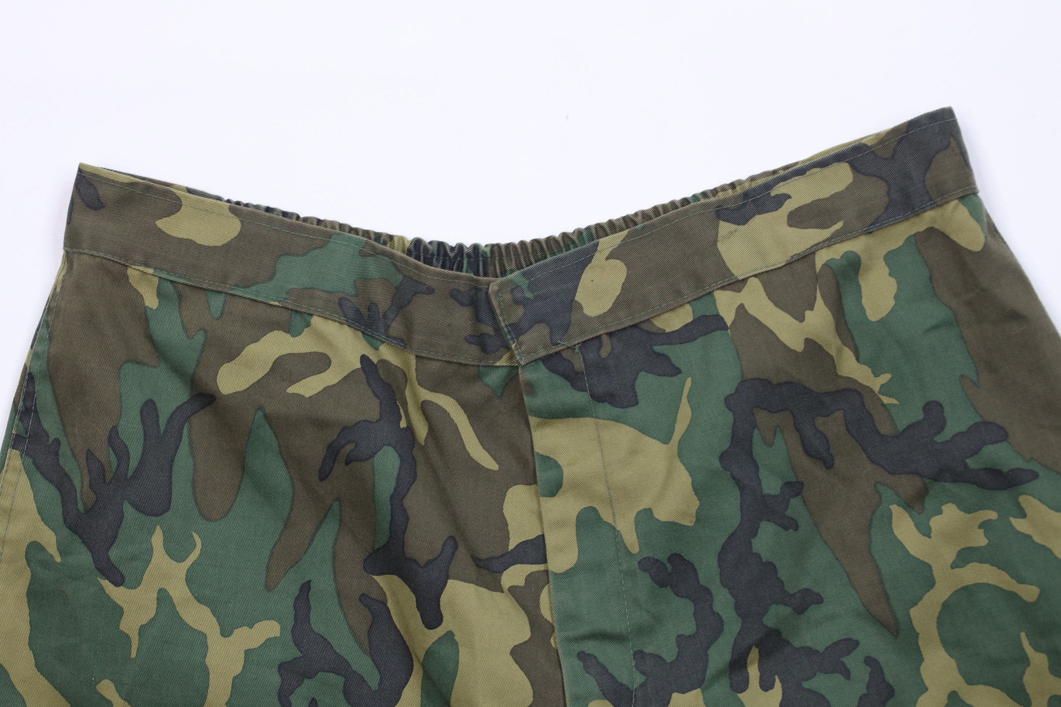 Vintage Vintage 70s Streetwear Camouflage Above Knee Shorts USA Size US 34 / EU 50 - 2 Thumbnail