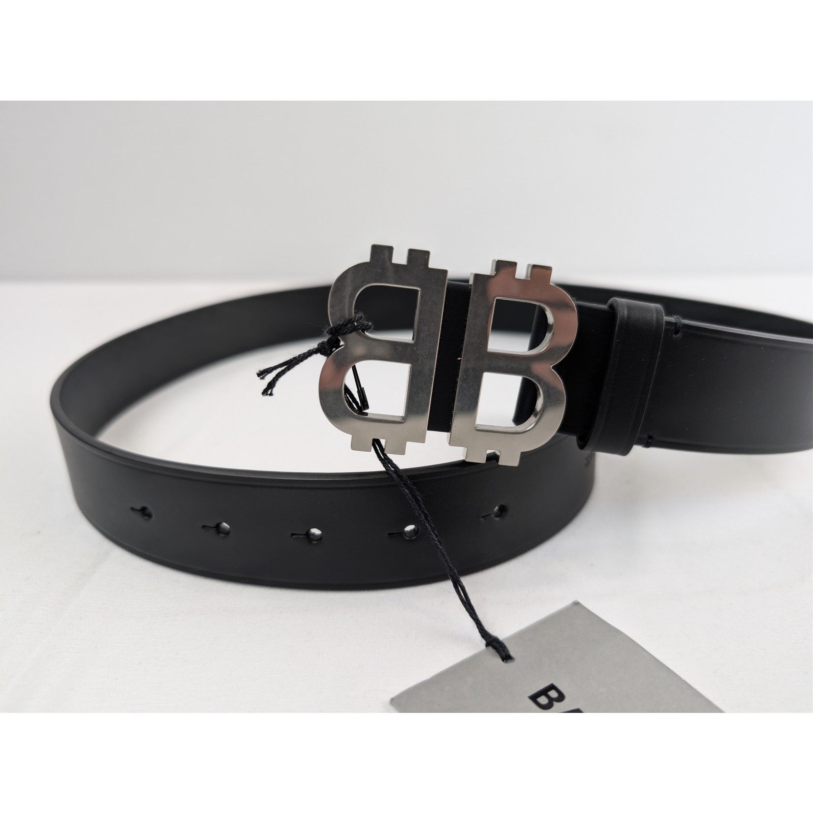 Balenciaga o1rshd1 Size: 85cm / Natural Calf Belt Crypto BB 35 in Black Size 34 - 5 Thumbnail