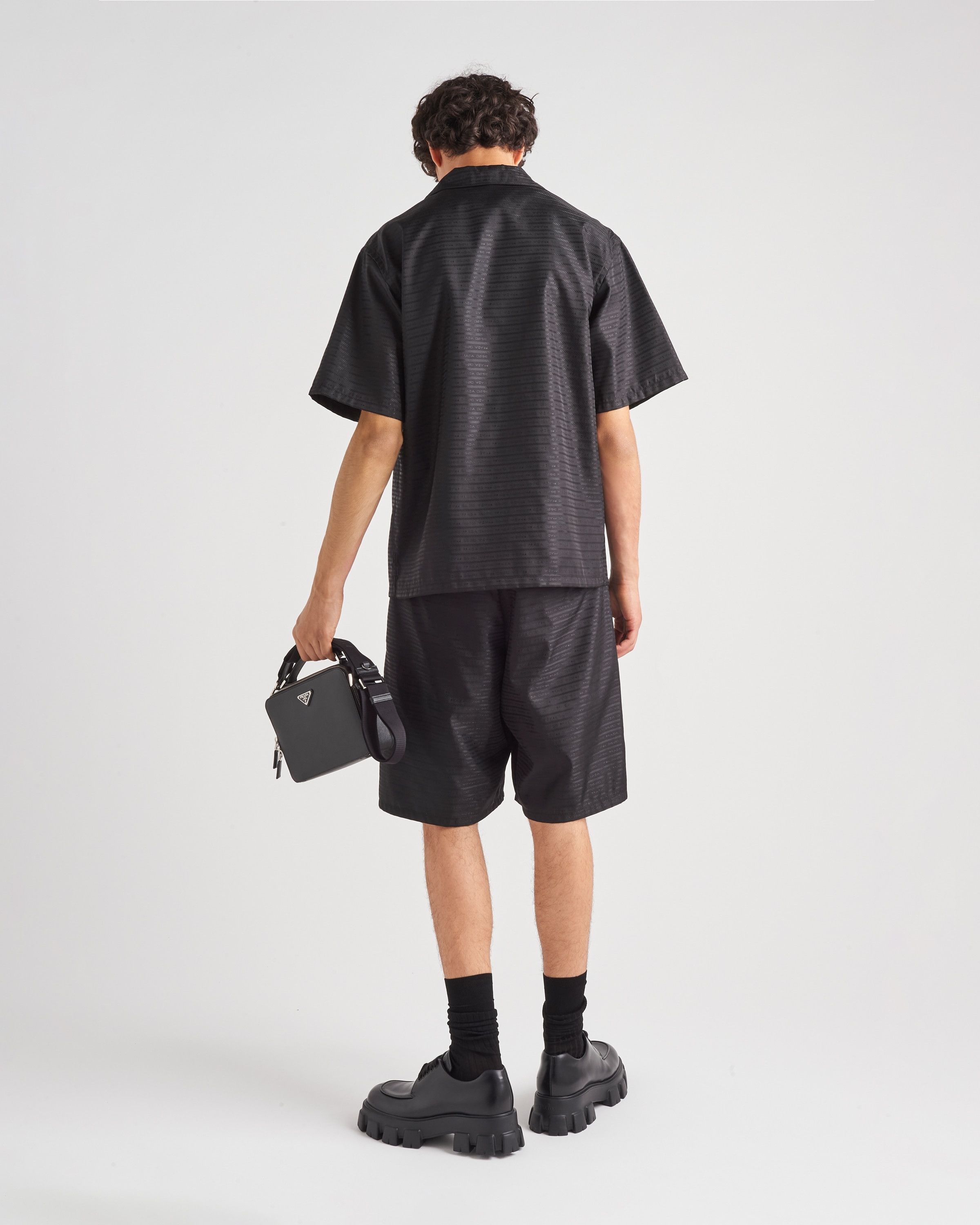 Prada o1la1rc1a0925 Re-Nylon Bermudas Shorts in Black Size US 34 / EU 50 - 5 Thumbnail