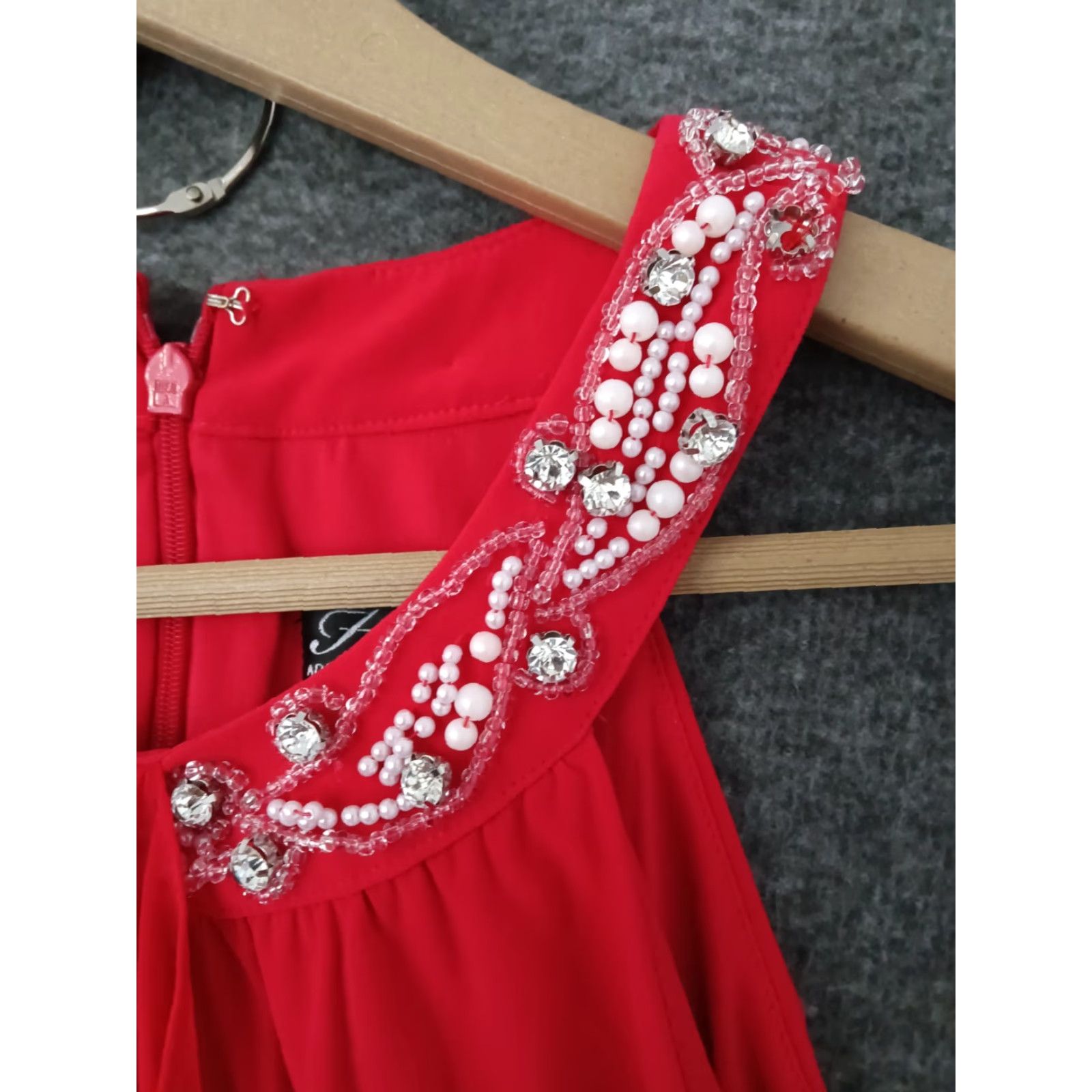 Adrianna Papell VINTAGE Hailey by Adrianna Papell Halter Chiffon Dress Shirt Women Size 10 Red Pearl Neckline Knee Length Zipper Vintage: Yes Size L / US 10 / IT 46 - 6 Thumbnail