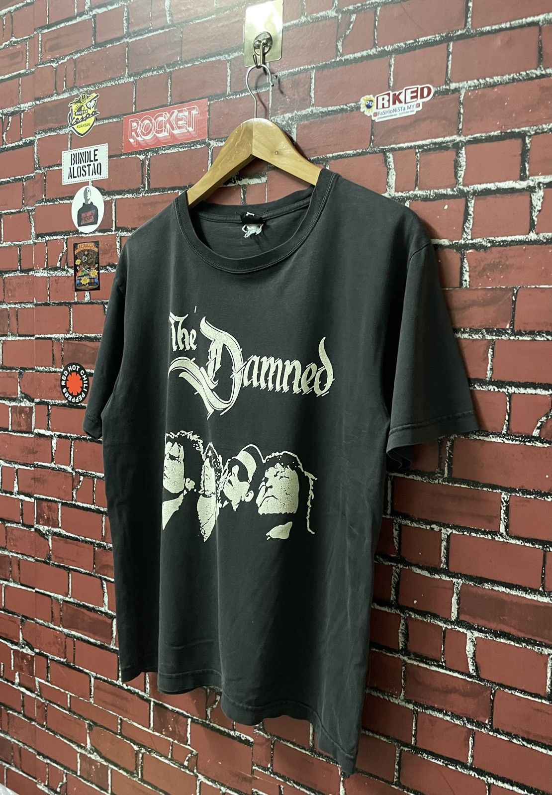 Band Tees VINTAGE THE DAMNED SHIRTS Size US L / EU 52-54 / 3 - 3 Thumbnail
