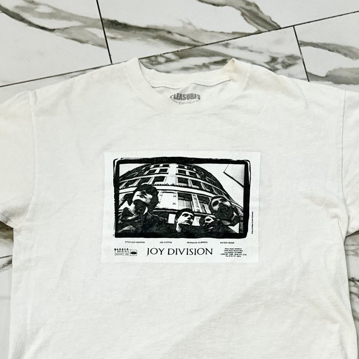 Other PLEASURES X JOY DIVISION TEE! Size US L / EU 52-54 / 3 - 4 Thumbnail