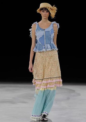 Nozomi Ishiguro Nozomi Ishiguro SS13 Runway Distressed Denim Vest Size M / US 6-8 / IT 42-44 - 1 Thumbnail