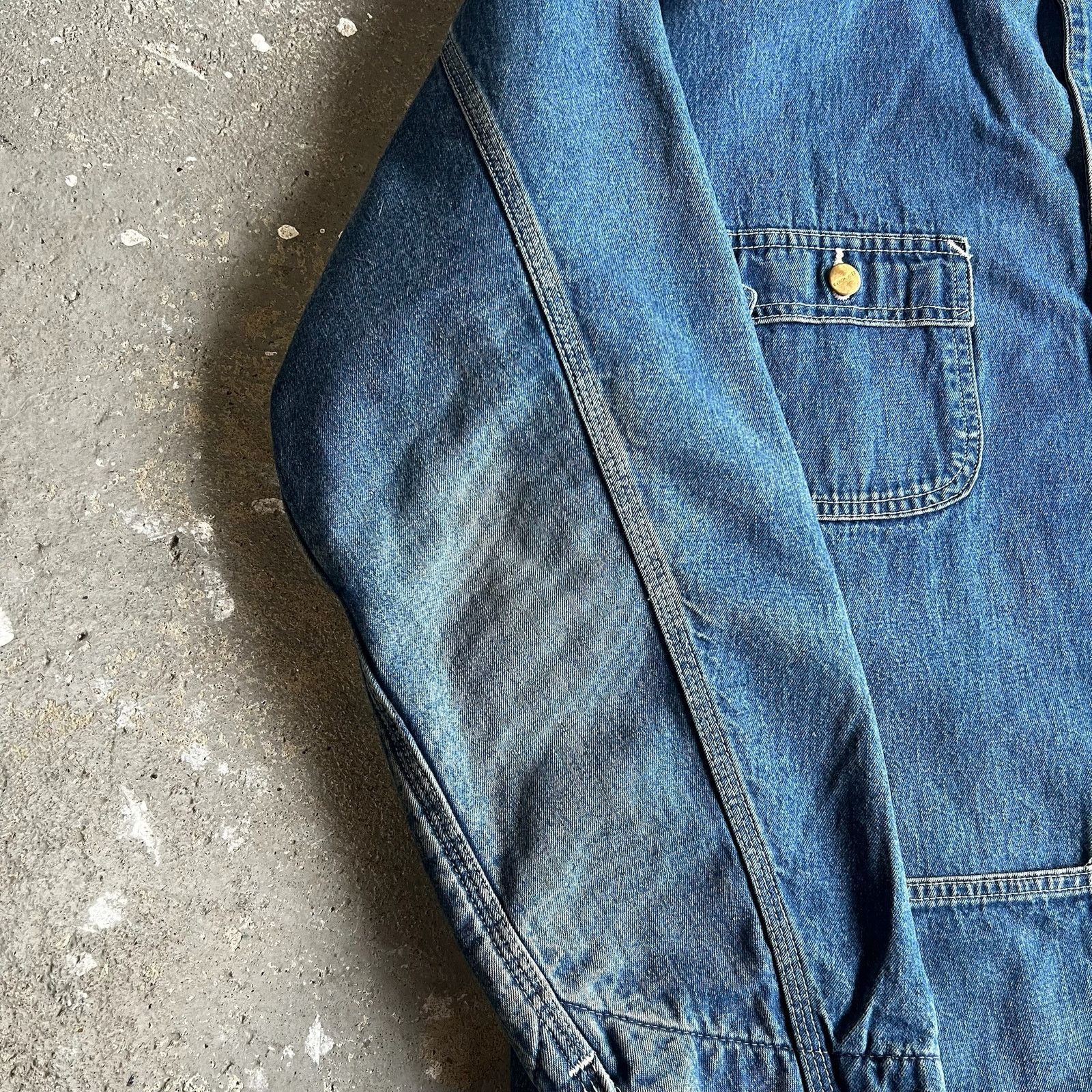 Carhartt × Vintage Carhartt denim blue chore work wear jacket Size US XL / EU 56 / 4 - 10 Thumbnail