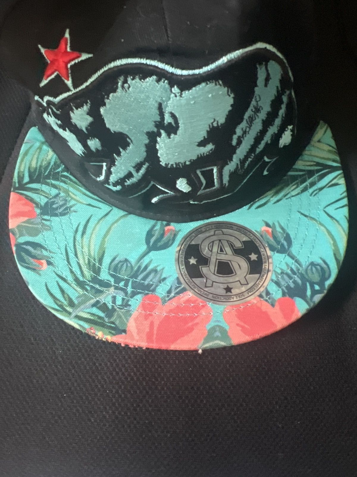 California Republic Sole Addiction California Republic Logo Floral Snapback Size ONE SIZE - 3 Thumbnail