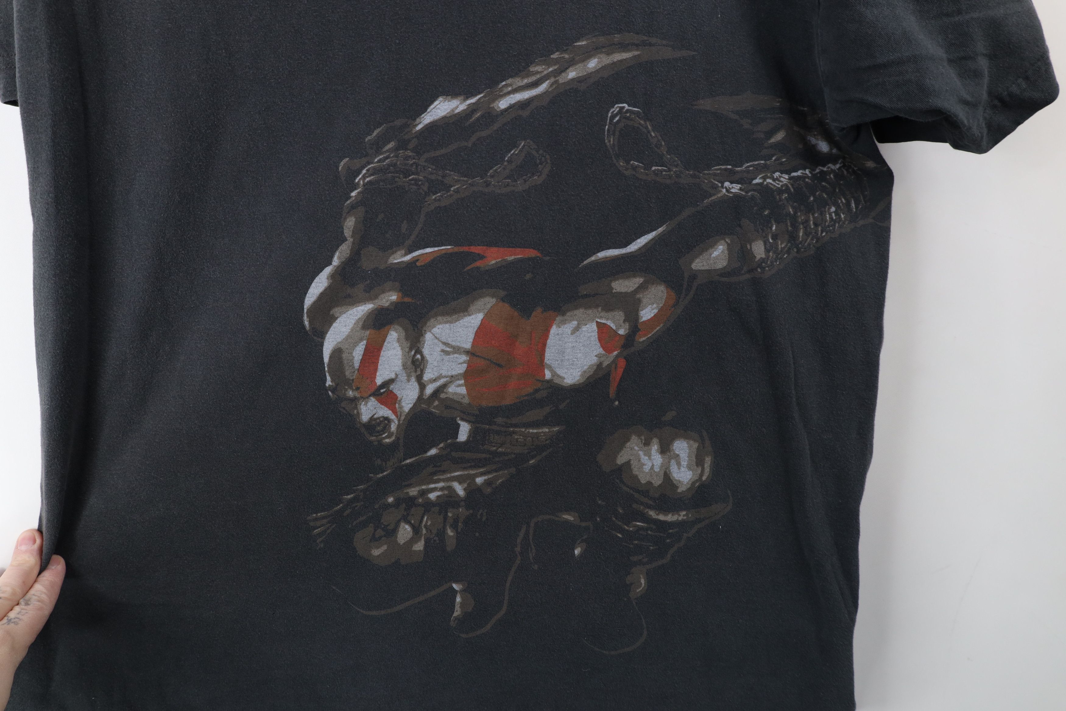 Vintage Vintage God of War Kratos Playstation 2 Video Game T-Shirt Size US XL / EU 56 / 4 - 4 Thumbnail