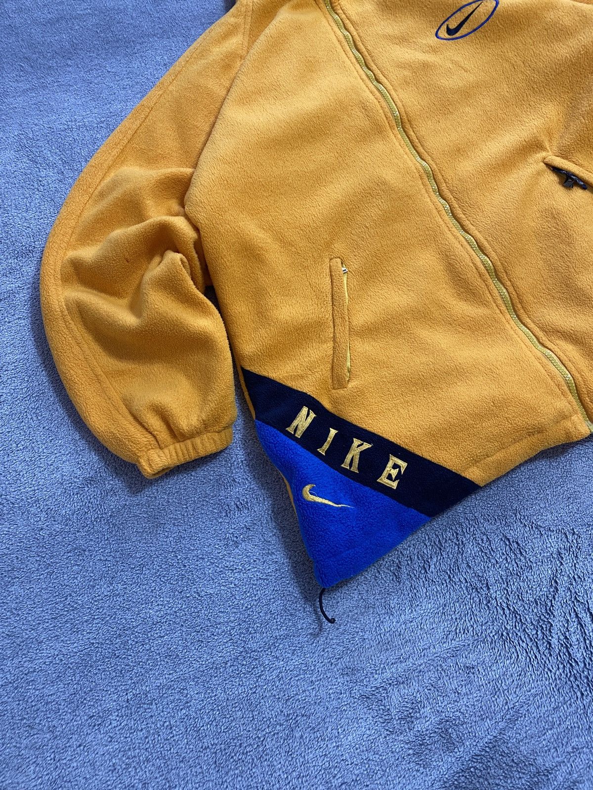 Nike Nike distressed vintage fleece big swoosh 90s Y2k Size US XL / EU 56 / 4 - 9 Thumbnail