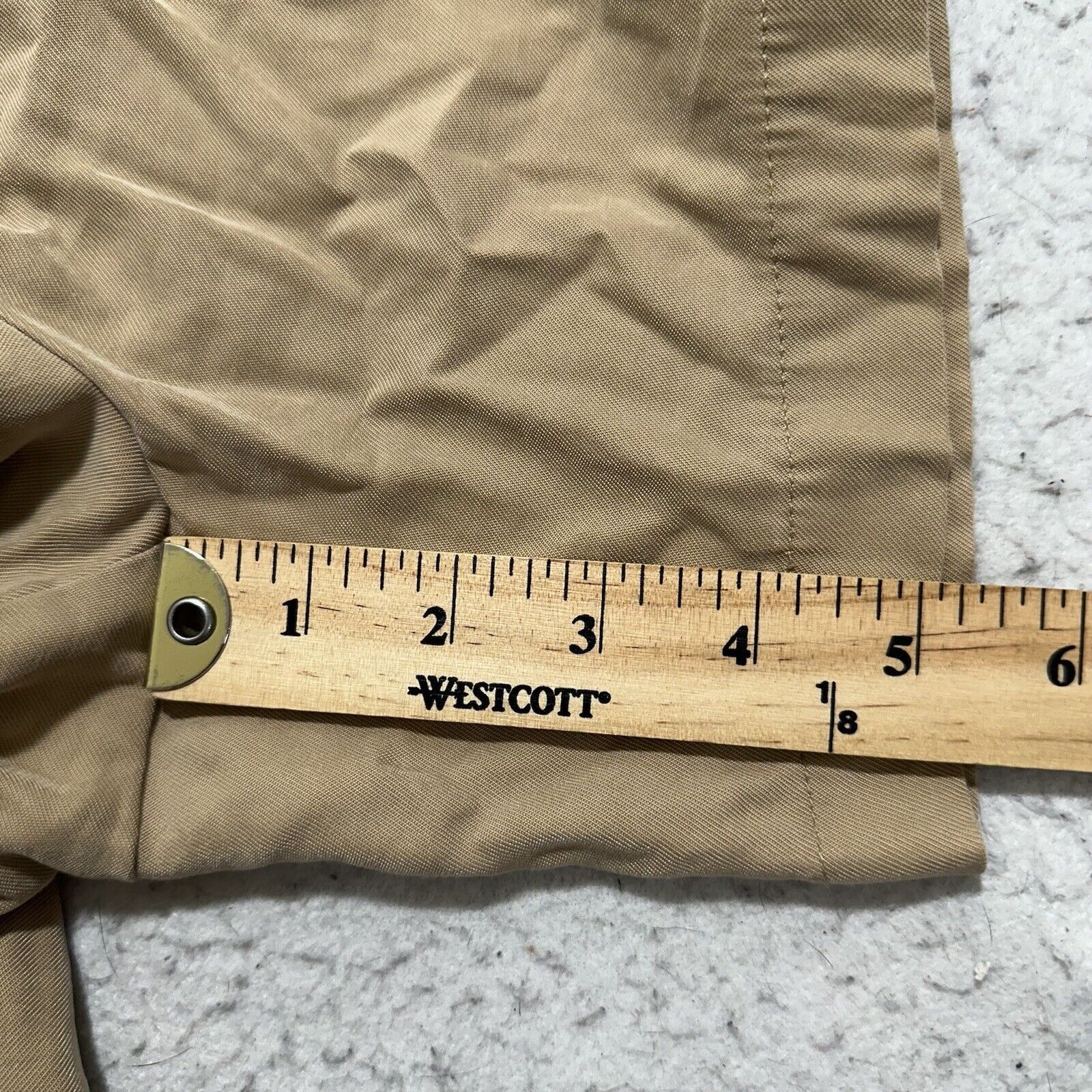 Old Navy Old Navy XL Drawstring Shorts 5" Inseam High Rise Stretch Size 40" / US 18 - 12 Thumbnail
