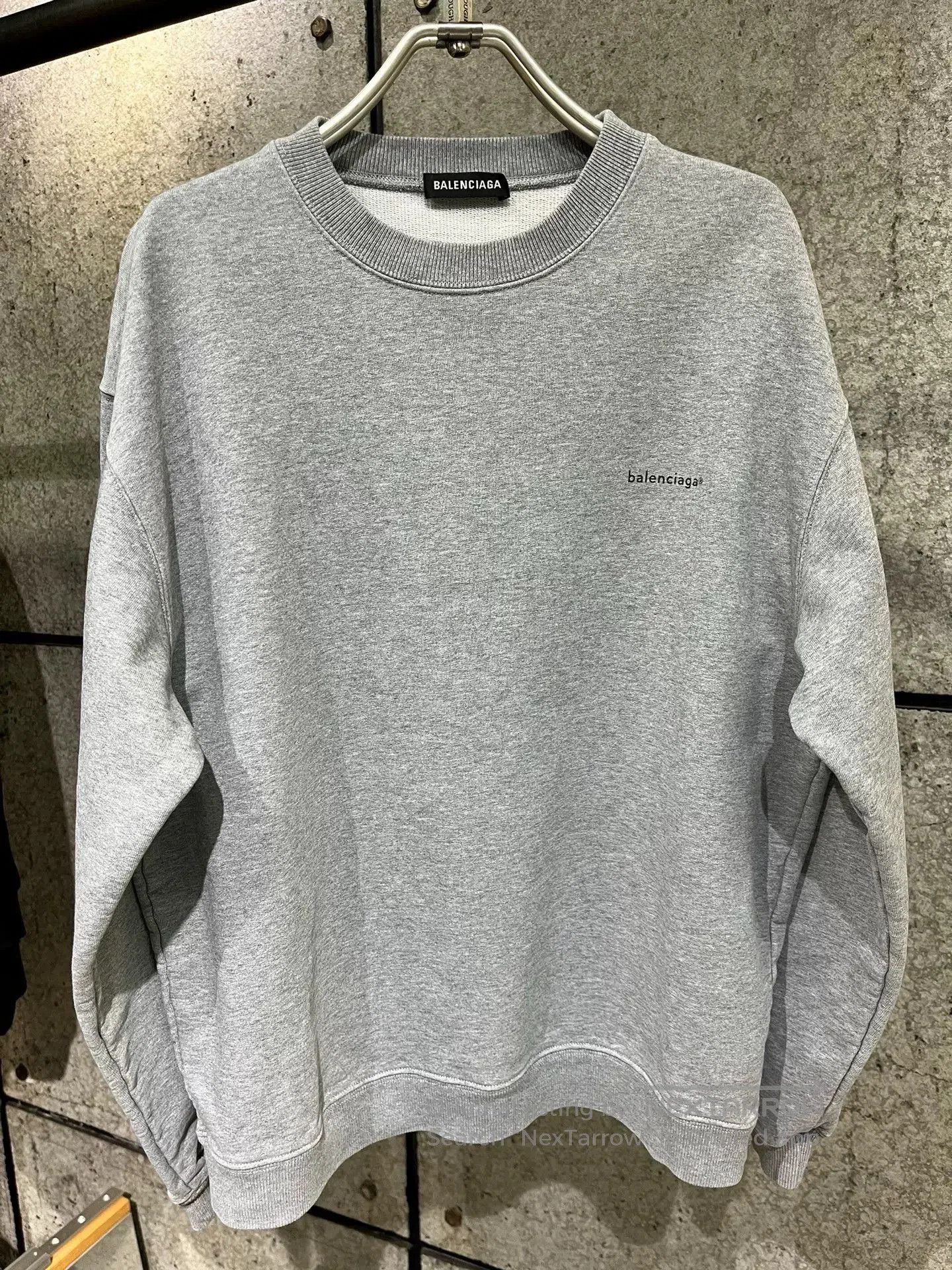 Balenciaga Balenciaga Gray Crewneck Logo Sweatshirt M. Size US M / EU 48-50 / 2 - 1 Thumbnail